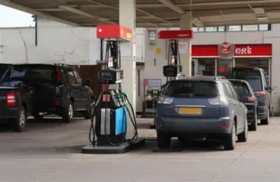 Transportatorii cer subvenții de 50% la bilete și avertizează Guvernul Bolojan