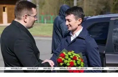 Spionul Alexandru Bălan a fost întâmpinat cu flori de KGB, după un schimb de 5 deținuți