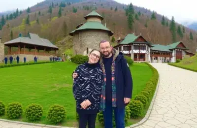 O întâlnire neașteptată pentru Andra și Măruță la Prislop, a strâns 30.000 de aprecieri
