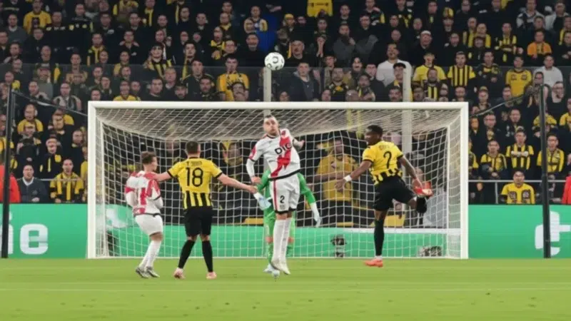 Andrei Rațiu a avut o seară de coșmar în Conference League cu două erori decisive