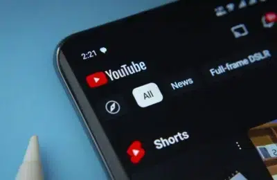 Pentru cine testează YouTube funcția AI Ask până pe 8 iunie?