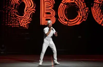 Brian Littrell de la Backstreet Boys dă în judecată un comitat după o ceartă pe plajă