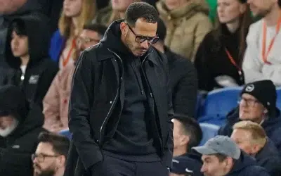 Chelsea suferă a cincea înfrângere consecutivă după un 0-3 umilitor cu Brighton