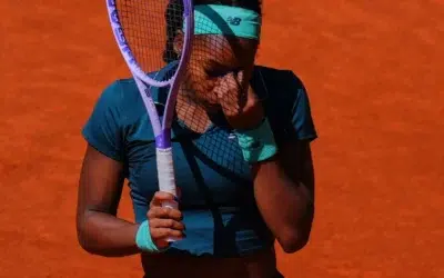 Coco Gauff a vomitat pe teren dar a învins-o pe Sorana Cîrstea cu 6-1 în decisiv
