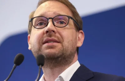 Dominic Fritz: Cele 16 miliarde de euro pentru Apărare, sunt în pericol