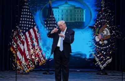 Un filosof explica de ce Trump nu minte ci face ceva mult mai periculos