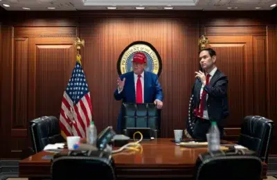 Trump a urlat ore în șir la consilieri și a fost exclus din camera de criză