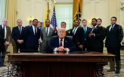 Trump amenință Iranul cu distrugerea tuturor centralelor electrice și podurilor