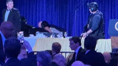 Atac armat la Cina Corespondenților de la Casa Albă. Trump a fost evacuat de urgență