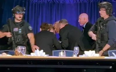 Împușcături la un eveniment cu Trump – Un agent Secret Service rănit, atacatorul prins