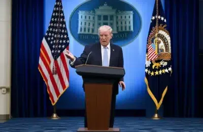 Donald Trump anunta suspendarea atacurilor asupra Iranului pentru doua saptamani