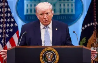 Care sunt cele trei scenarii pe masa lui Trump pentru Iran după anularea discuțiilor de pace