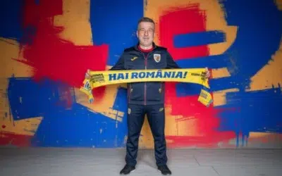 Edy Iordănescu răspunde topului lui Hagi cu o fotografie cu 3 giganți