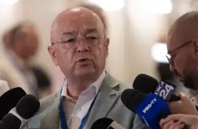 Emil Boc: Să nu fim cățelușul de companie al USR