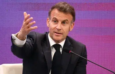 Preşedintele Macron cere includerea Libanului în armistițiu după un atac cu 182 de morți