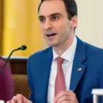 Administrația Trump anunță măsuri dure contra firmelor chineze acuzate de furt AI