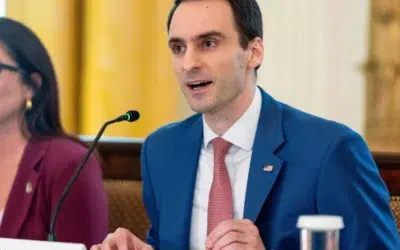 Administrația Trump anunță măsuri dure contra firmelor chineze acuzate de furt AI