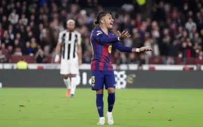 Arbritul Istvan Kovacs este acuzat de furt după ce Barcelona a fost eliminată din Liga Campionilor