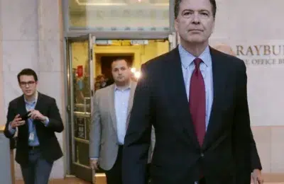 Fostul șef FBI James Comey pus din nou sub acuzare pentru postarea cu numărul 8647
