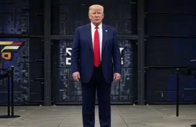 Joe Rogan acuză – trump a început războiul cu Iranul pentru a ascunde dosarul Epstein