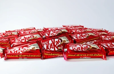 Jaful secolului pentru Nestlé, un furt a 413.793 de KitKat-uri peste 12 tone