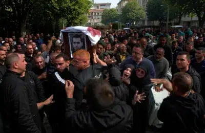 Libanul își îngroapă cei 13 ofițeri uciși de Israel înaintea negocierilor din SUA