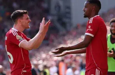 Liverpool câștigă cu goluri de 249 de milioane de lire dar îl pierde pe Salah