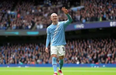 Manchester City vrea să profite de eșecul lui Arsenal, e la 9 puncte de titlu