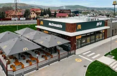 Un McDonald’s de 8 milioane de lei se deschide într-o comună de lângă Cluj