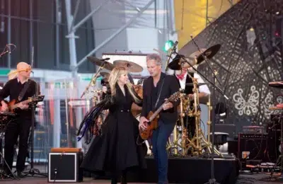 Bateristul Fleetwood Mac s-a însurat a cincea oară la 78 de ani