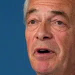 Donația de 5 milioane de lire pentru Nigel Farage îl trimite în fața comisiei de etică