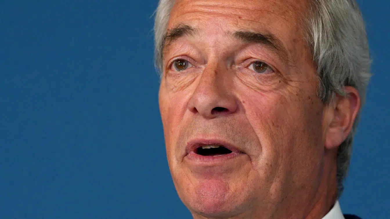 Donația de 5 milioane de lire pentru Nigel Farage îl trimite în fața comisiei de etică