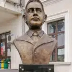 Octavian Goga, premierul care a retras cetățenia a 225.222 de evrei, rămâne fără bust la Iași