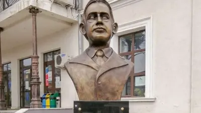 Octavian Goga, premierul care a retras cetățenia a 225.222 de evrei, rămâne fără bust la Iași