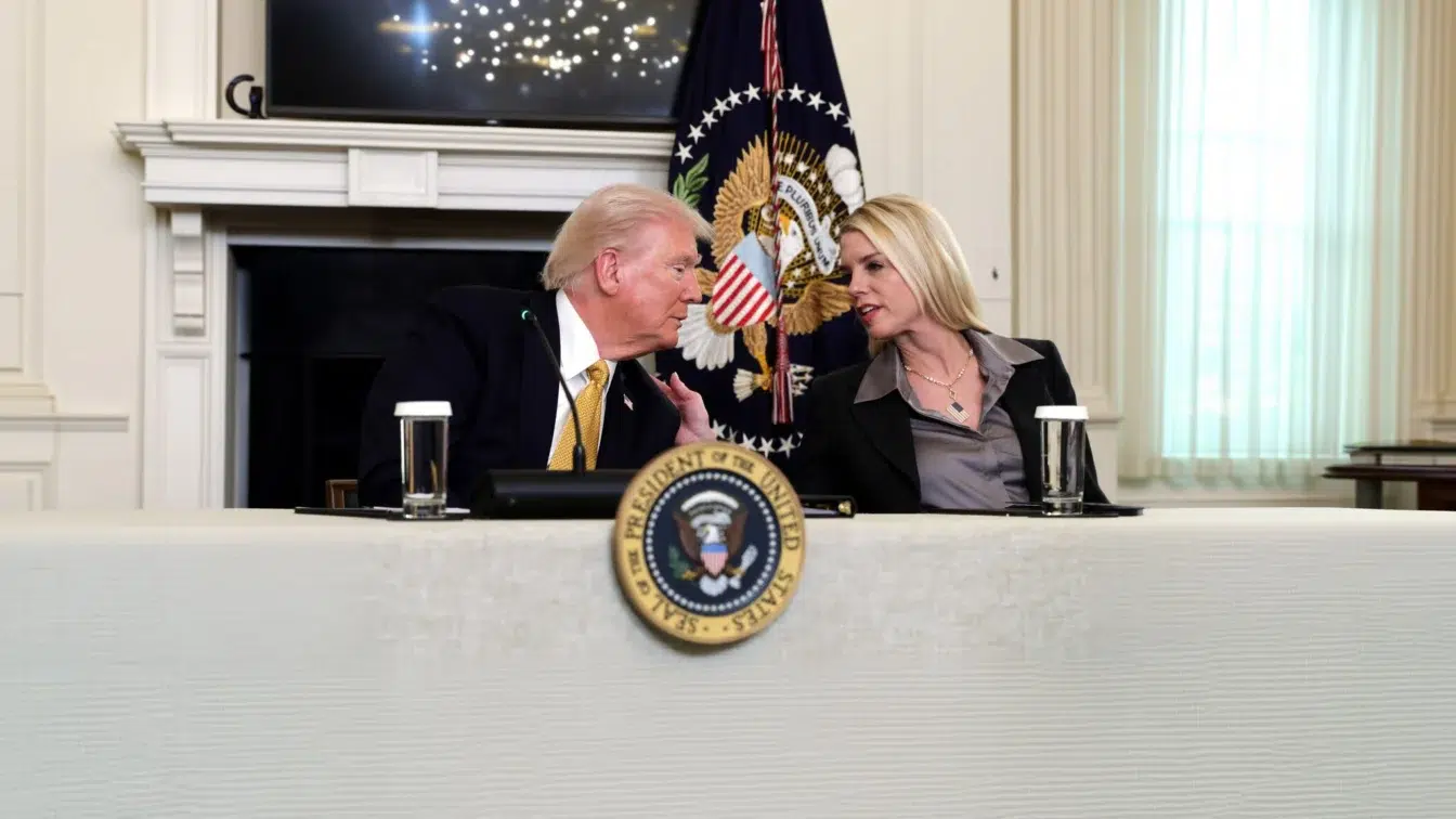 Donald Trump o concediază pe Pam Bondi după 14 luni în fruntea Justiției