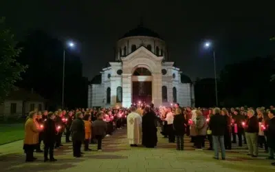 Anul viitor o să avem o minivacanță de 4 zile de Paștele ortodox care pică pe 2 mai