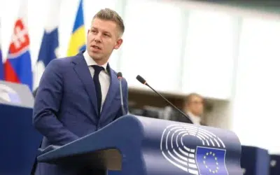 Péter Magyar are încă, interzis să vorbească pentru PPE în Parlamentul European