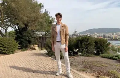 După Paștele petrecut cu fosta soție şi copii, Rareş Cojoc a plecat în Grecia cu fiul cel mare