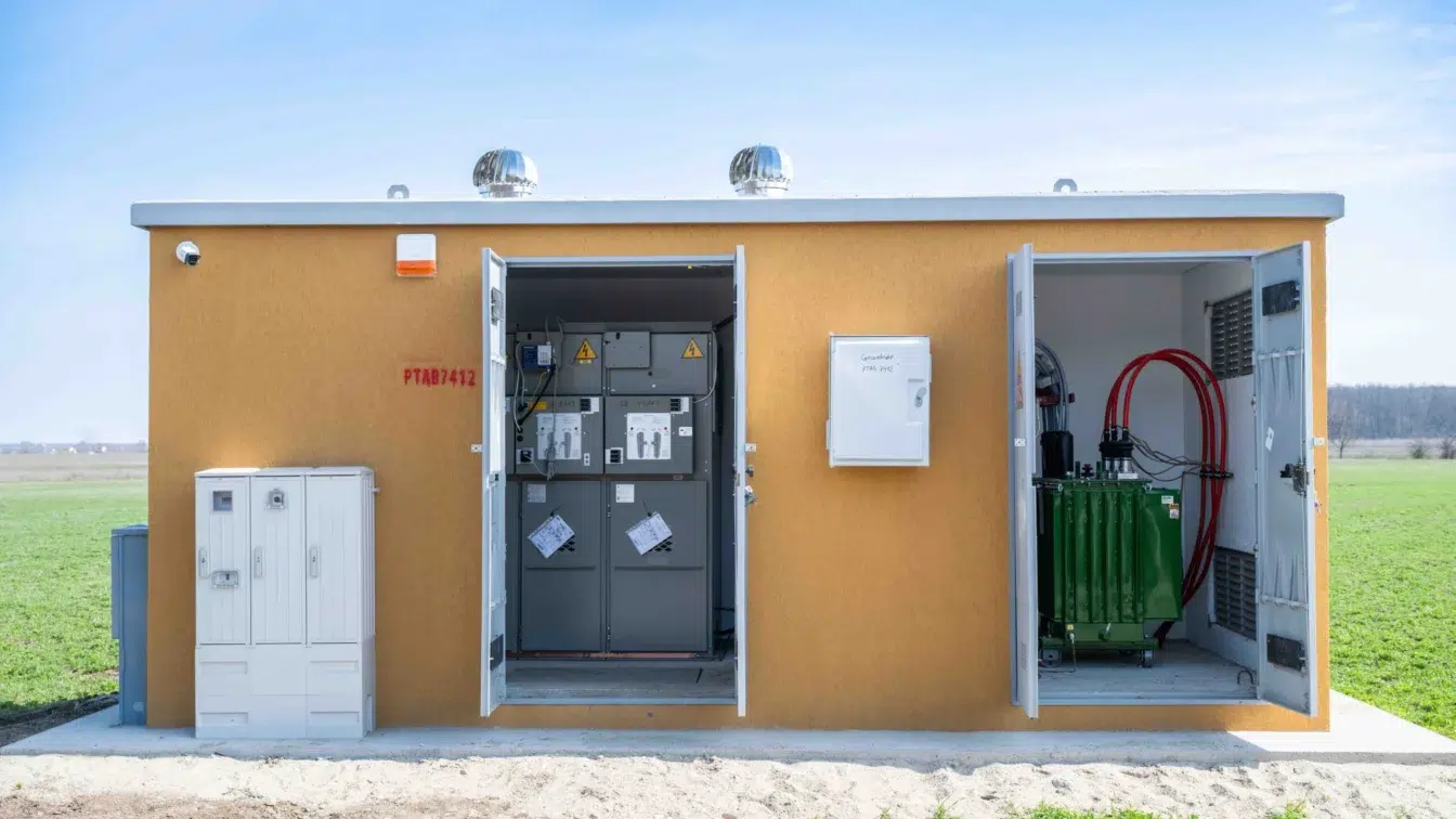 Rețele Electrice România lansează o licitație de 59 milioane lei pentru modernizarea rețelei