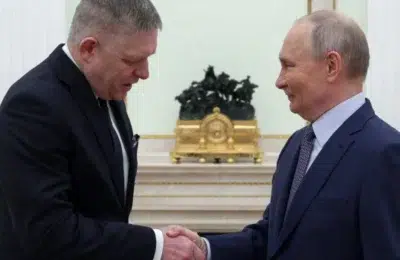 Guvernul Fico dă în judecată UE pentru regulamentul privind petrolul rusesc