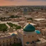 Influencerul Lourens : În Uzbekistan, capitala Tașkent este comparată cu un mini Dubai