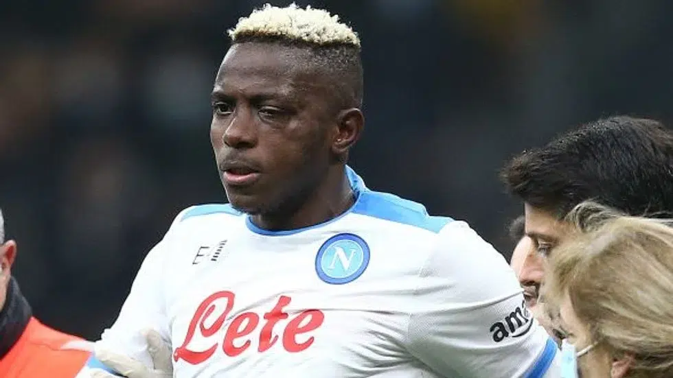 Fotbalistul Victor Osimhen a fost dat în judecată de Mercedes, pentru o datorie de 90.000 de euro