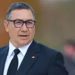 Câte cetăţinii deţine Victor Ponta