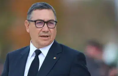 Câte cetăţinii deţine Victor Ponta