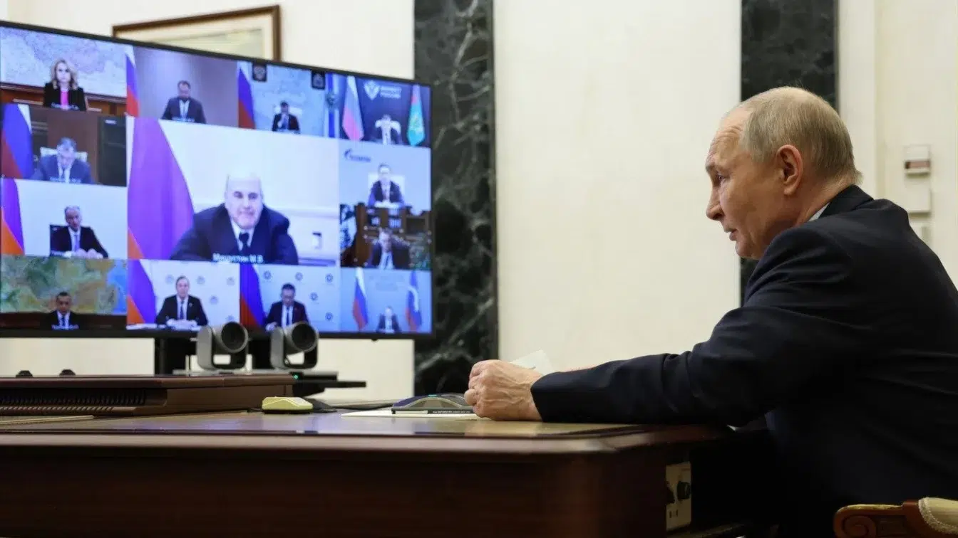 Vladimir Putin explică blocarea internetului în Rusia pentru lupta cu teroriștii