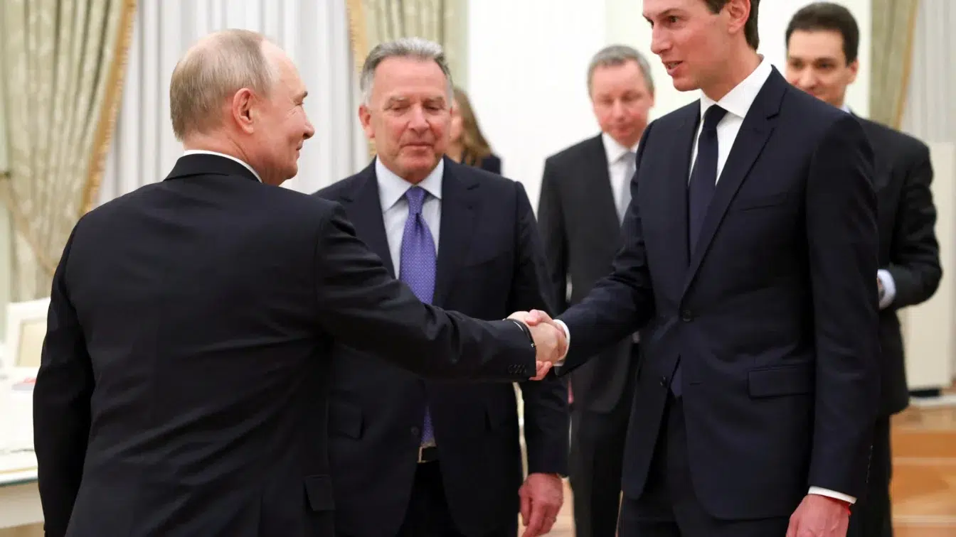 Zelenski îi acuză pe emisarii lui Trump care s-au întâlnit 4 ore cu Putin