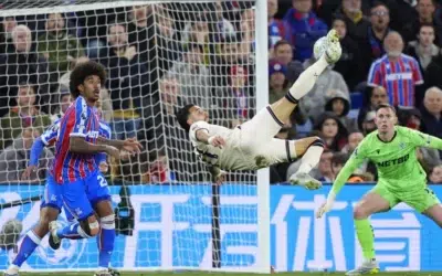 West Ham obține un punct vital cu Palace și o trimite pe Wolves în Championship