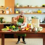 Pentru comenzile de minimum 150 de lei, Wolt oferă un voucher de 30 de lei pentru cumpărăturile de Paște