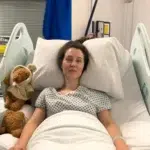 O tânără de 26 de ani a paralizat subit. Paramedicii au crezut că e un atac de panică