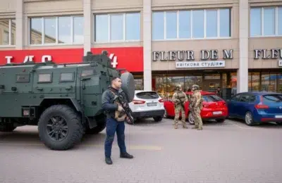 Atac armat la Kiev – un bărbat a ucis 6 oameni înainte de a fi lichidat de poliție